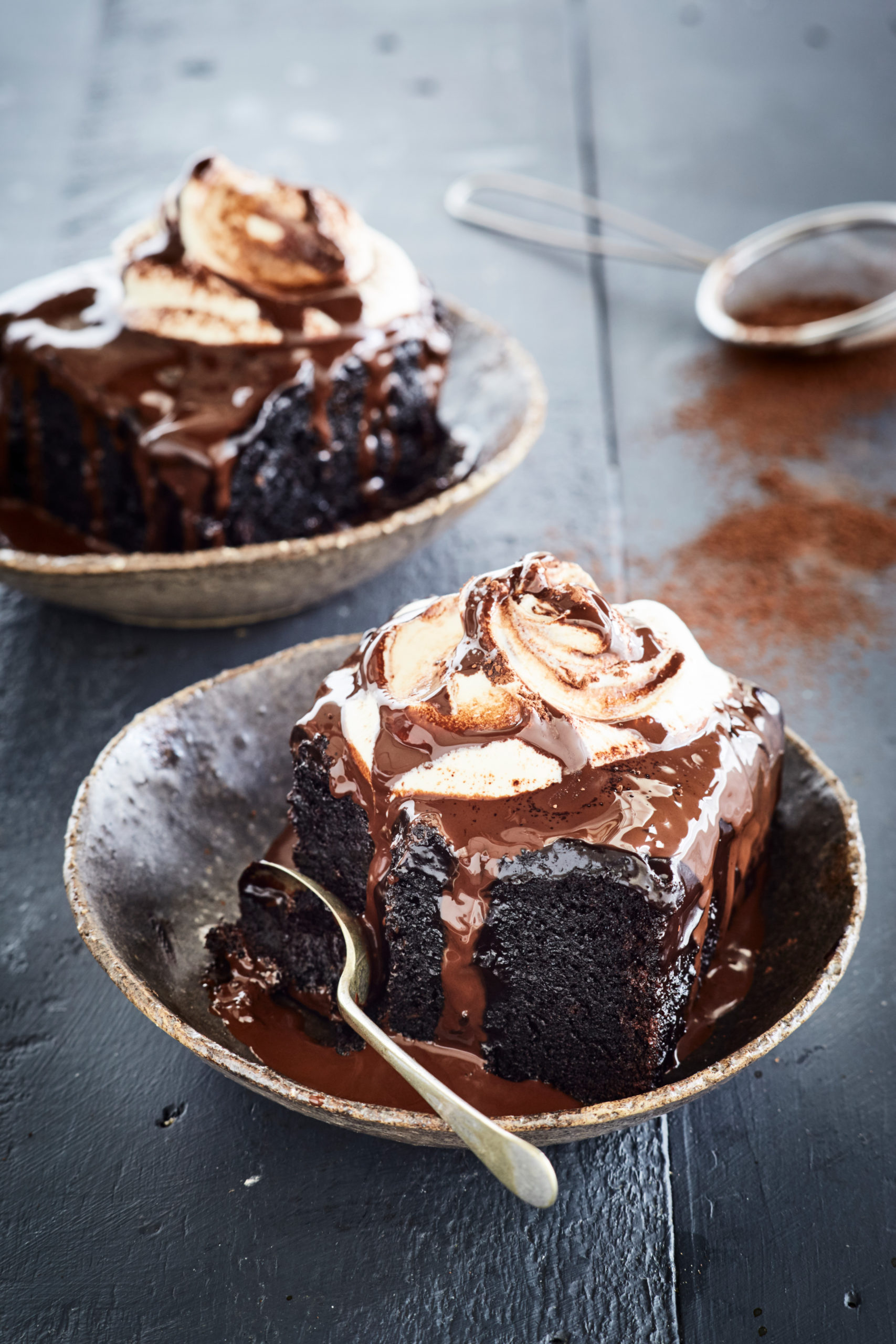 Chocolate Poke Cake NOMU