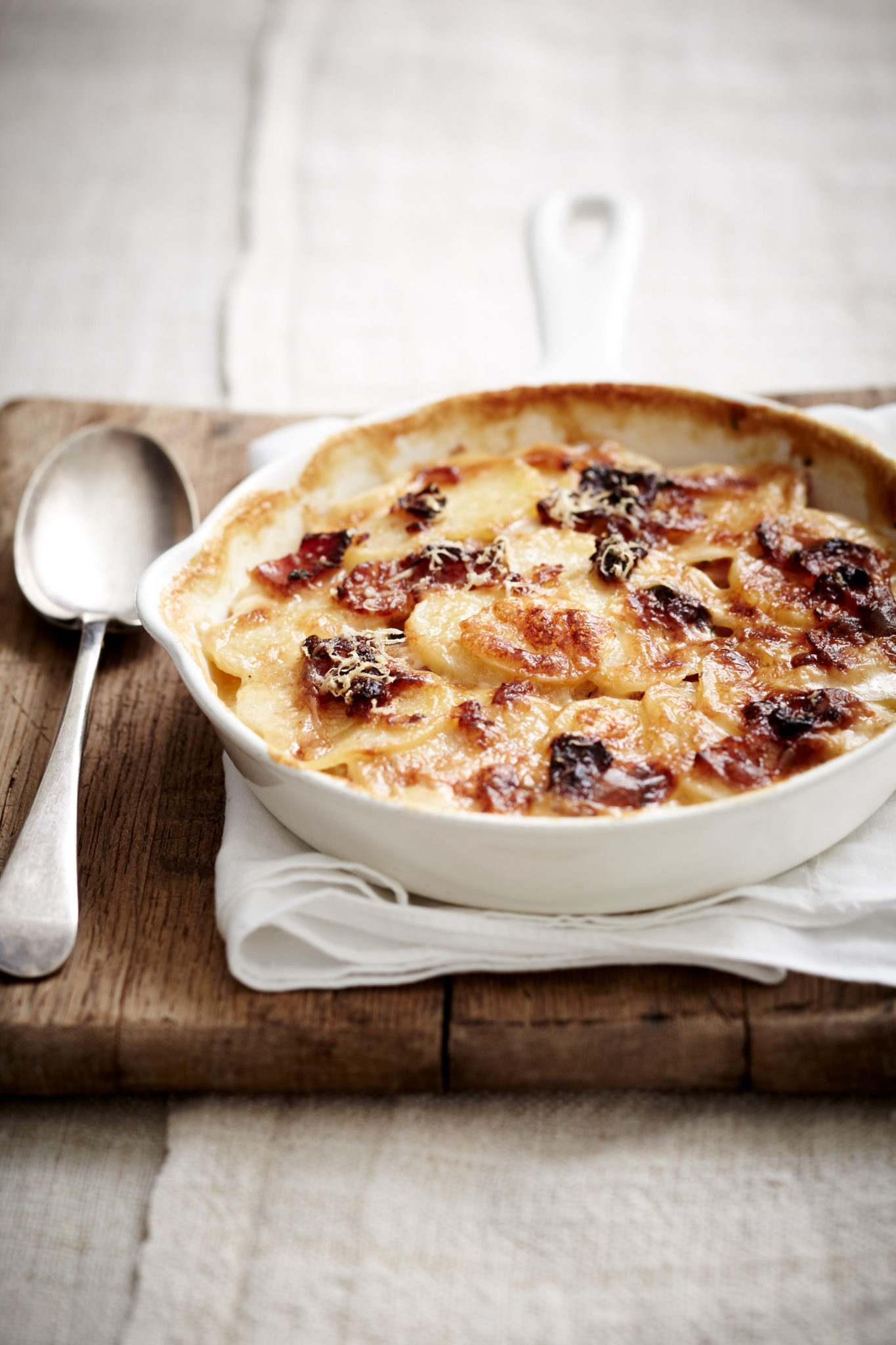 BACON AND POTATO BAKE NOMU